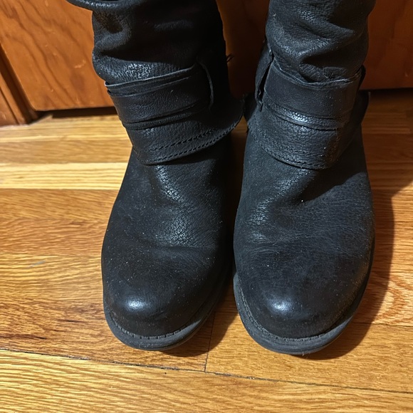 Calvin Klein CK Jeans Women's Gem 2 Oily Leather Knee-High Boots Black size.7.5 - Picture 3 of 6